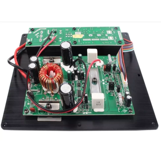 Excursion HXA-KM 1-kanałowy wzmacniacz do montażu w ściance skrzyni subwoofera lub w boczku bagażnika samochodu - moc 120/200W RMS, zdalny regulator g